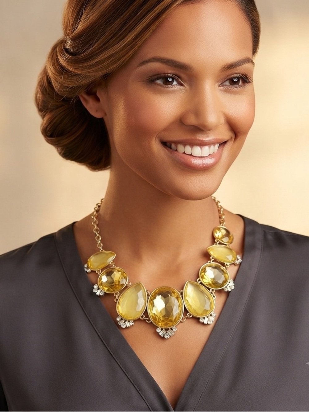 Vintage fashion gold tone bib yellow pendant statement necklace